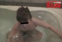 【0214】投稿ビデオならではの覗き見映像!他人奥様の入浴姿にオナ姿…ラブラブ夫婦の生々しいセックス