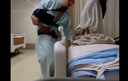 【個人撮影】入院中の若者が仕事終わりのナースと病室内でセックスしちゃってるガチヤバ映像が流出…！