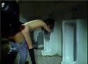 早期削除予定　個人撮影　ガチ素人カップルが公衆の男子トイレで撮影した完全顔出し投稿映像