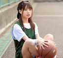 【アスリート】腹筋くびれW53cm！美女すぎる現役女子大生バスケット選手