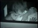 車内ハメカップル･･･ 闇の中で乱れるエロメスたち！！