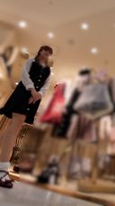 #12 超ローアングル撮影、姫系ショップ店員の純白パンチラ