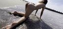 【無修正】　ビーチで全裸‼︎　　仕事サボって上下運動と息継ぎの練習！！！気づいたらアソコから精液溢れ‥